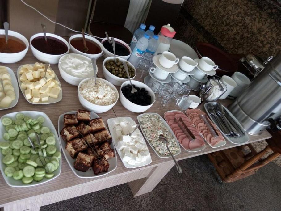 Hotel Istanbul バトゥーミ エクステリア 写真